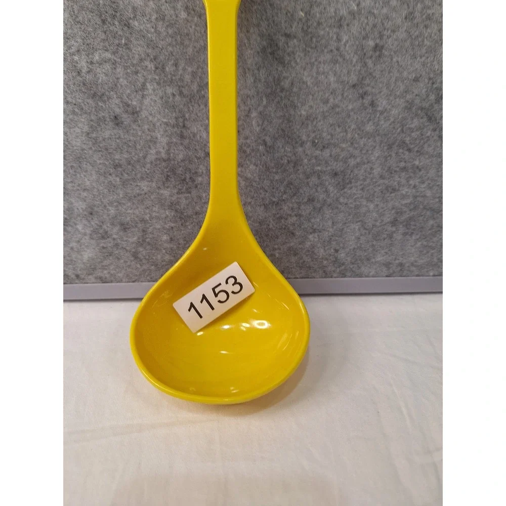 Lustro-Ware vintage lustro